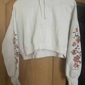Hollister Off-White Hoodie with Pink Floral Sleeves - cropped- oversized